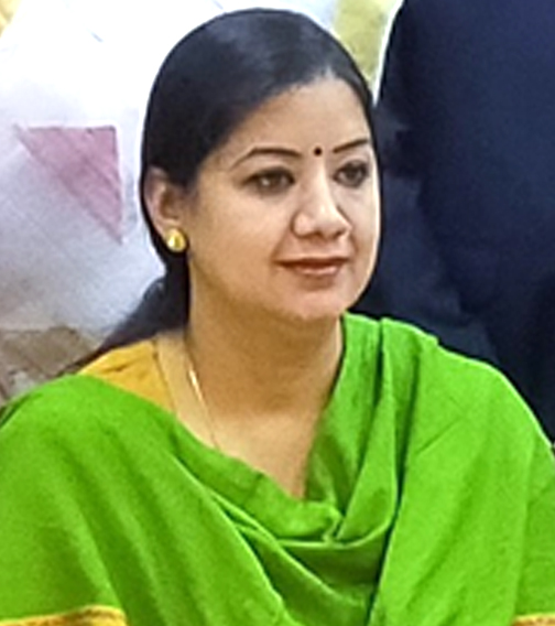 d2 KAMINI MISHRA, (DIRECTOR)