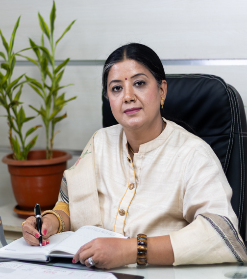 Ms Kamini Mishra KAMINI MISHRA, (DIRECTOR)